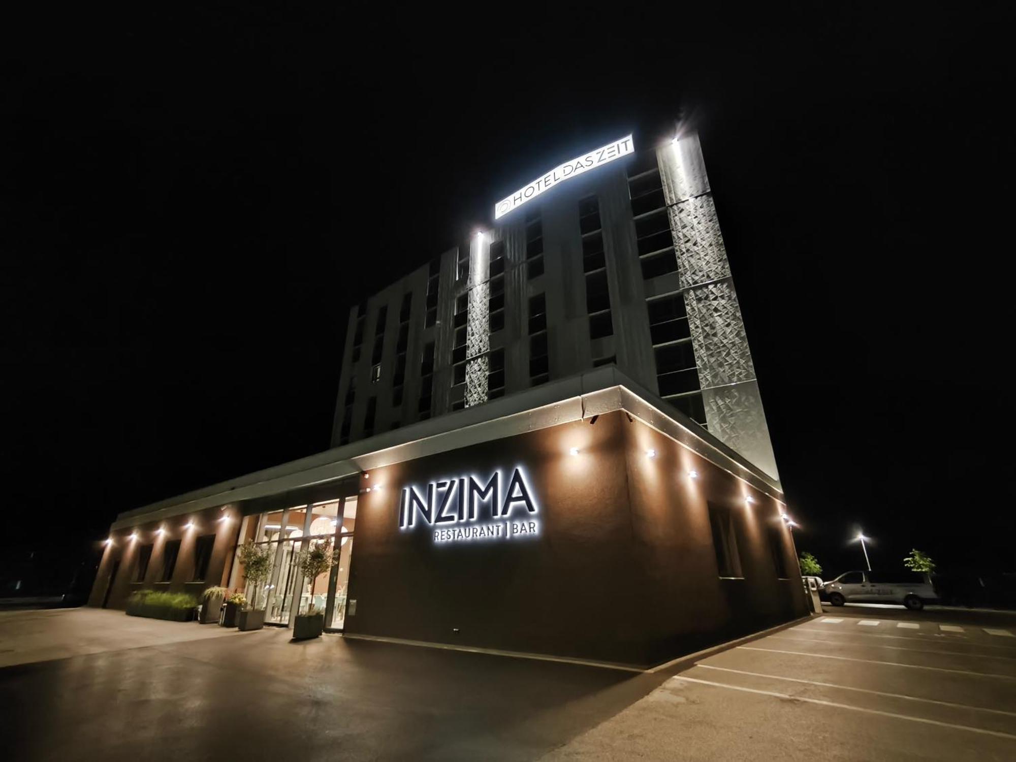 Hotel Das Zeit Lenzing Exterior foto
